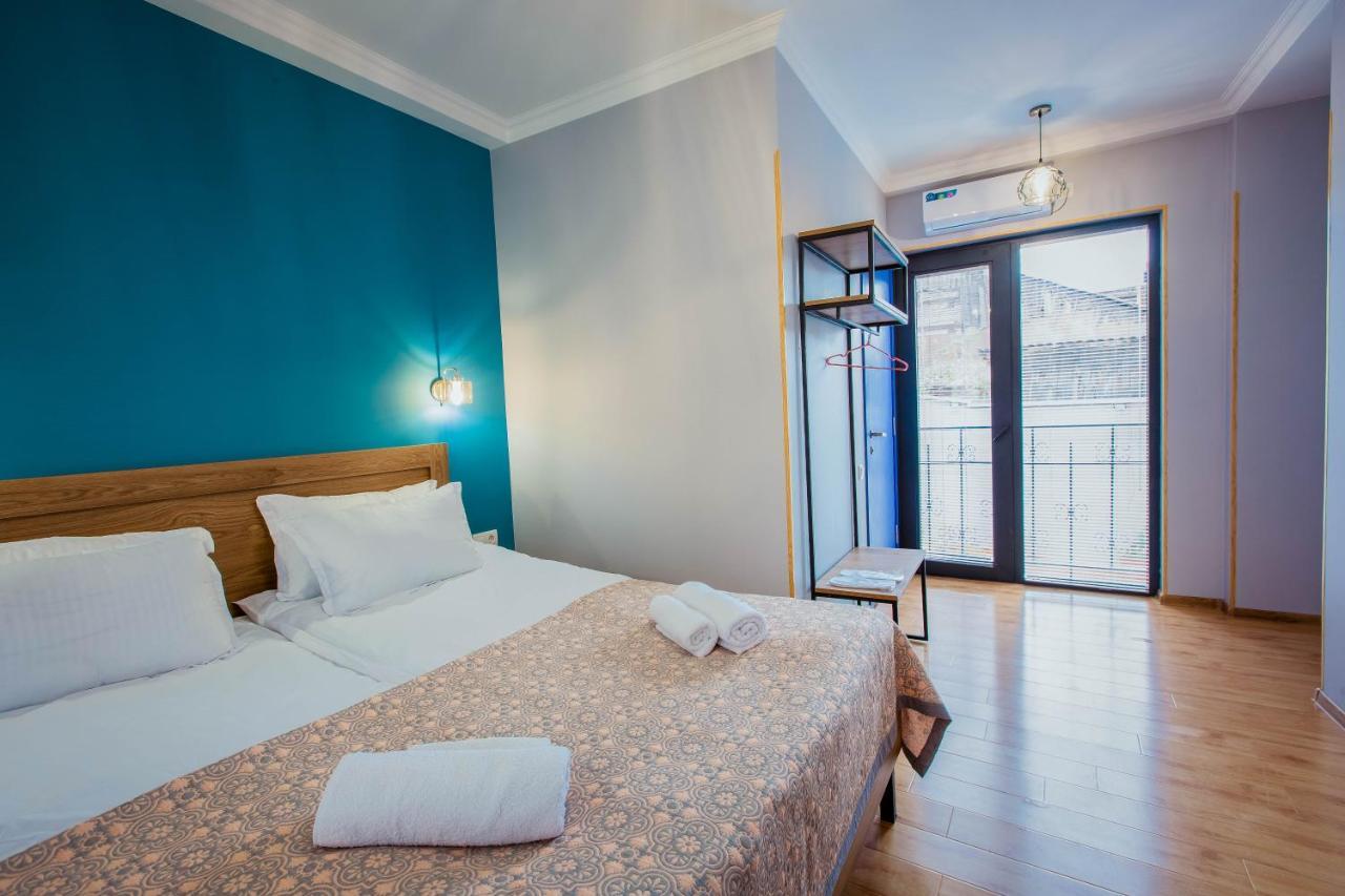 Central Gate Hotel In Heart Of ティビリシ エクステリア 写真